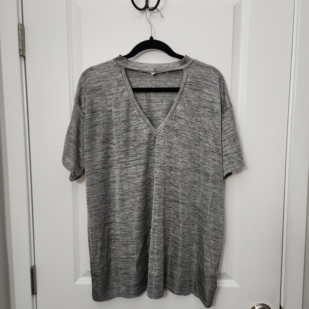 5/$30 RACHEL Rachel Roy Gray V-Neck Top